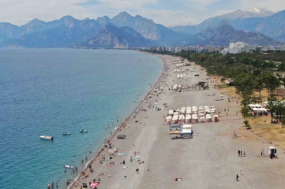 Dünyaca ünlü sahil 19 Mayıs’ta doldu taştı
