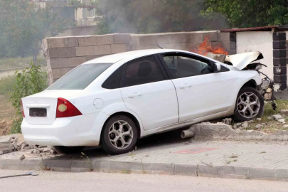 Kırıkkale’de kaza sonrası otomobil yandı
