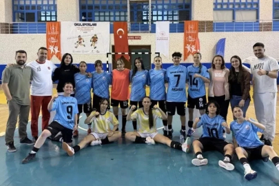 Aksaray Spor Lisesi Kız Futsal Takımı, Türkiye 5.’si oldu
