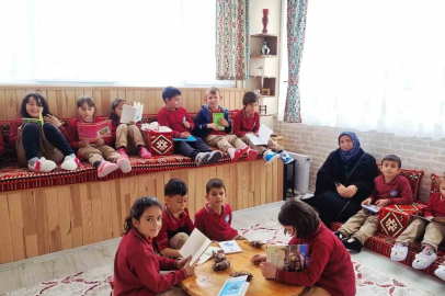 Aydıntepe’de öğrencilerin aileleriyle hazırladığı hikâyeler kitaplaştırıldı

