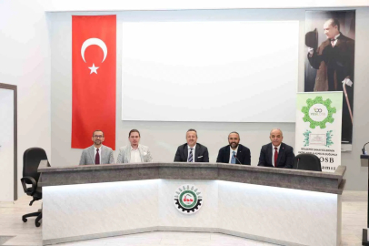 Denizli OSB’de geleneksel bayramlaşma programı gerçekleştirildi
