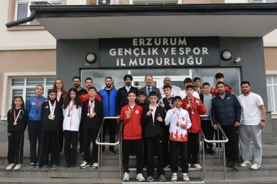 Tekvandoda başarı ikiye katlandı

