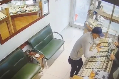 Eşine sürpriz bahanesiyle girdiği kuyumcudan pırlanta çalan şahıs yakalandı
