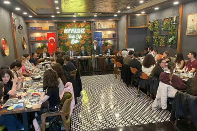 3 ülkeden 22 öğrenci kültür köprüsü için Tavşanlı’da buluştu
