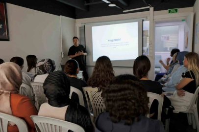 Yunusemre Belediyesinden öğrencilere "Sınav Kaygısı Yönetimi" semineri
