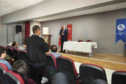 Rektör Elmastaş’tan Ercişli öğrencilerle kariyer planlaması söyleşisi
