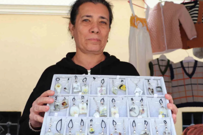 Hobi olarak başladı, şimdi el emeği takı sergiliyor
