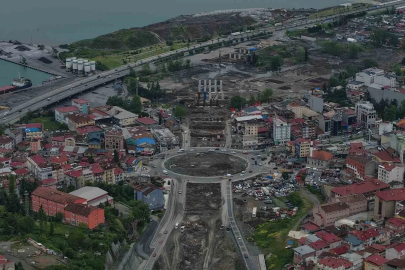 Karadeniz Sahil Yolu viyadüklerle Değirmendere Tüneli’ne bağlanıyor
