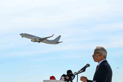 Bakan Uraloğlu: "21 Mayıs - 3 Haziran döneminde iç ve dış hatlarda toplam bin 506 ilave uçuş planlandı"
