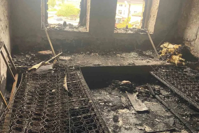 Çardak’ta evi kül olan aile komşularına sığındı
