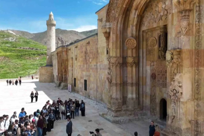 Şifahanede asırlar sonra yeniden ritim yükseldi
