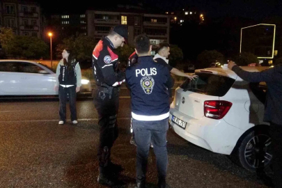 Muğla polisinden ’gece operasyonu’ gibi denetim
