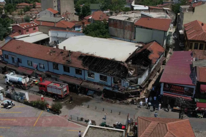 Tarihi çarşıdaki acı bilanço ortaya çıktı: Küle dönen 6 işletme havadan görüntülendi
