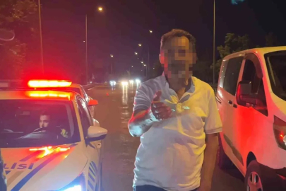 "Yazıklar olsun" dedi, basın mensubuna tükürdü

