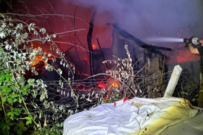 Yanan barakada mahsur kalan 60 yaşındaki adam hayatını kaybetti
