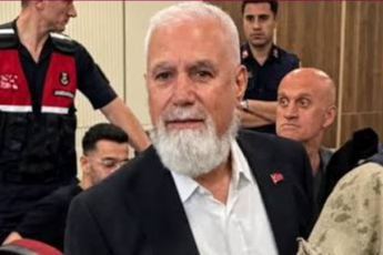 Mustafa Bozbey Savunma Yapıyor...