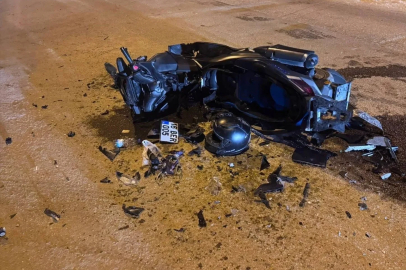 Otomobil ile motosiklet kafa kafaya çarpıştı: 1 ağır yaralı
