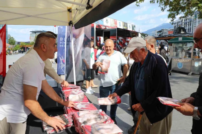 Bursa’da 30 Ağustos Zafer Coşkusu Ay Yıldız ile Taçlandı