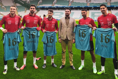 Bursaspor Başkanı Enes Çelik’ten A Milli Takım’a ziyaret

