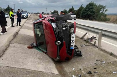 Karacabey-Bandırma yolunda otomobil kanala uçtu: 1 yaralı
