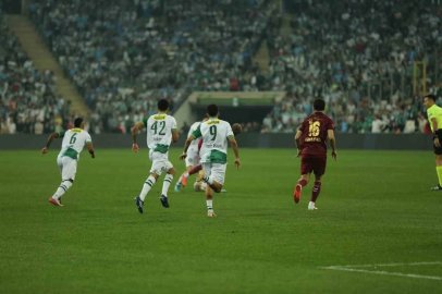 Trendyol 1. Lig: Bursaspor: 1 - Mardin 1969 Spor: 2
