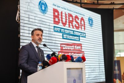 BÜYÜKŞEHİR’DEN TÜRKİYE’DE BİR İLK: BURSA’NIN ‘AFET ANAYASASI’ İMZALANDI...