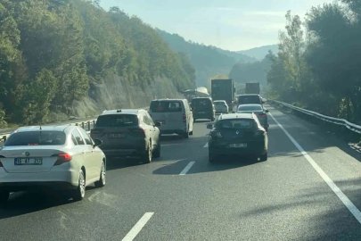 Rüzgar türbini kanatları için trafik durduruldu
