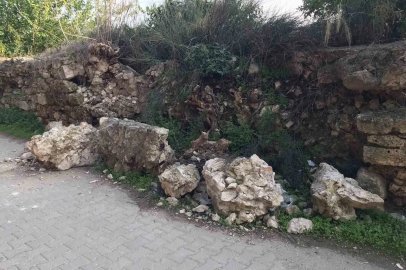 İznik’te 2 bin yıllık su kemeri ilgisizlikten çökmeye başladı
